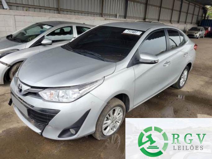 TOYOTA YARIS SEDAN 21/21