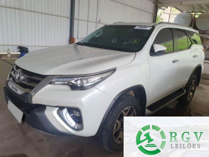 TOYOTA HILUX SW4 20/20