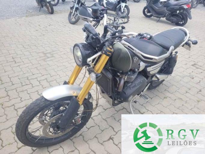 TRIUMPH SCRAMBLER 22/22