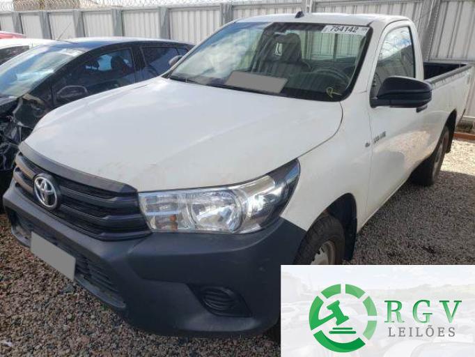 TOYOTA HILUX CS 18/18