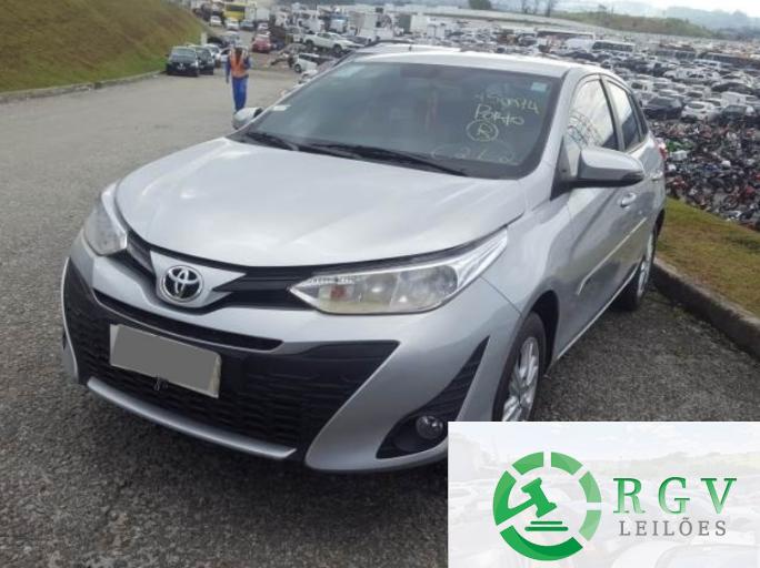 TOYOTA YARIS 19/19