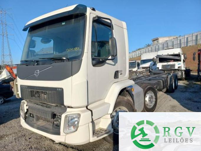 VOLVO VM-330 22/22