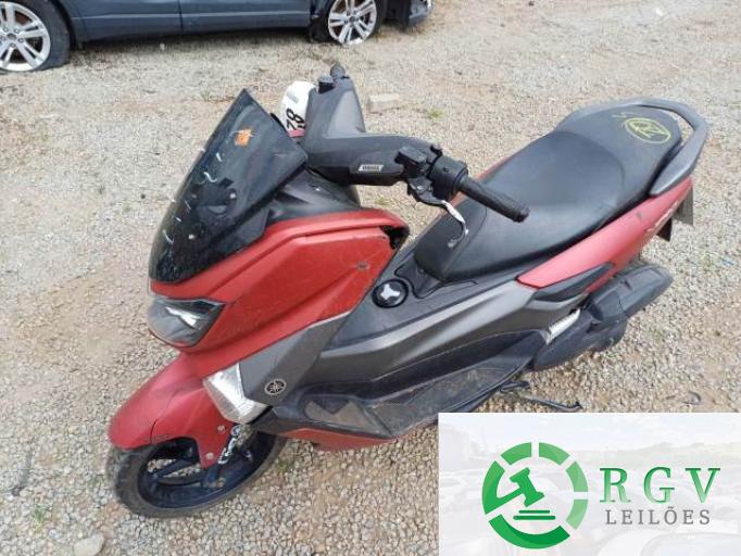 YAMAHA NMAX 19/19