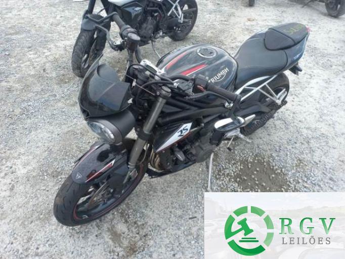 TRIUMPH STREET TRIPLE 17/18
