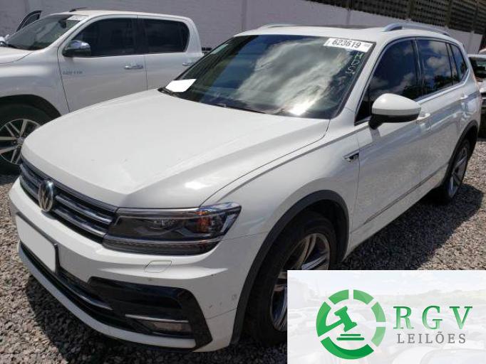 VOLKSWAGEN TIGUAN 18/18