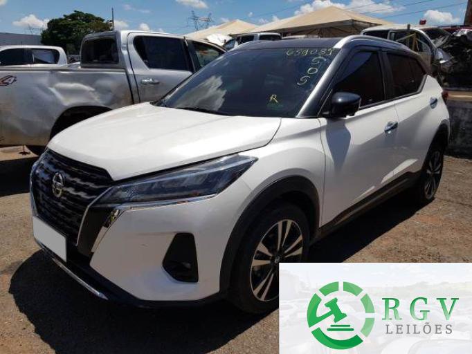 NISSAN KICKS 21/22