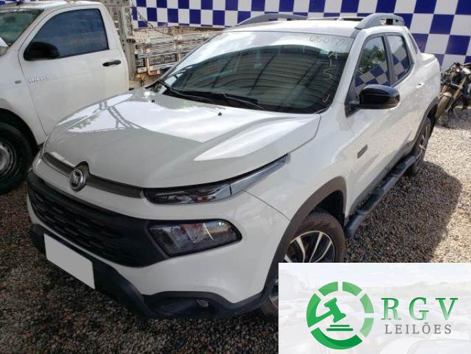 FIAT TORO 21/21