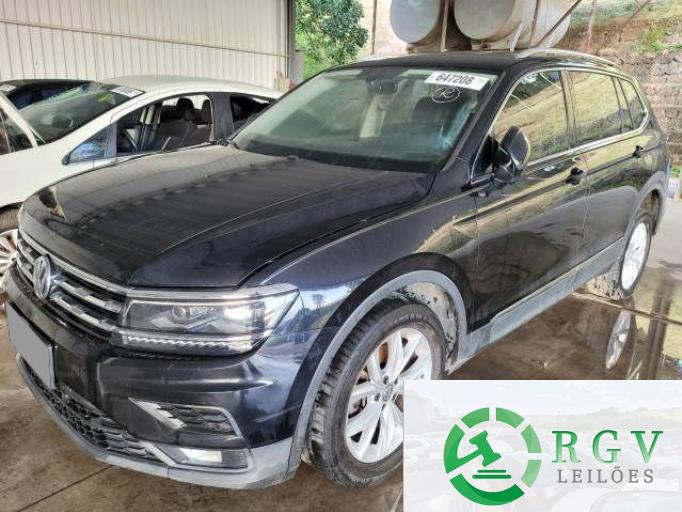 VOLKSWAGEN TIGUAN 18/18