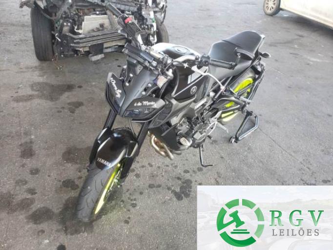 YAMAHA MT-09 20/20