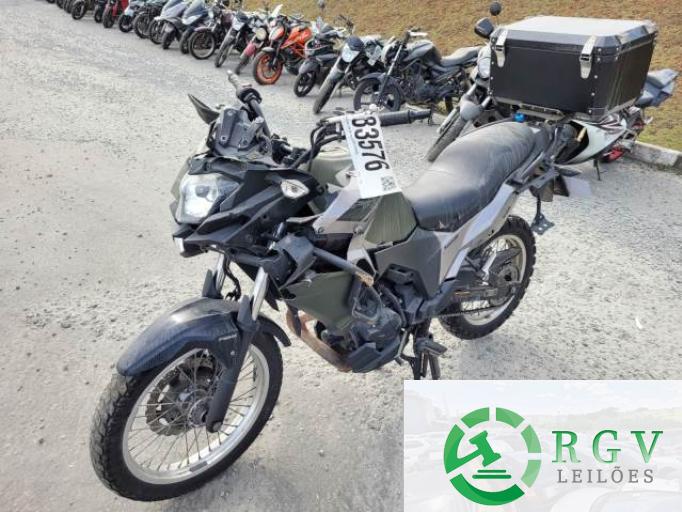 KAWASAKI VERSYS-X 18/18